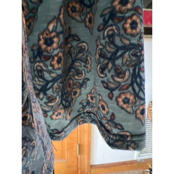 Leo & Nicole Bohemian Top -- PM - Picture 6 of 9